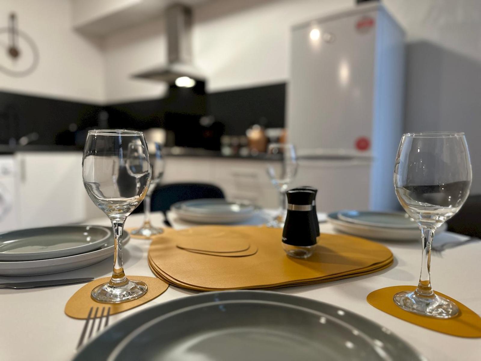 Stylish Maisonette Newcastle Pass The Keys 외부 사진