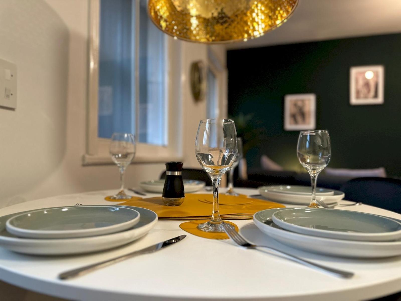 Stylish Maisonette Newcastle Pass The Keys 외부 사진