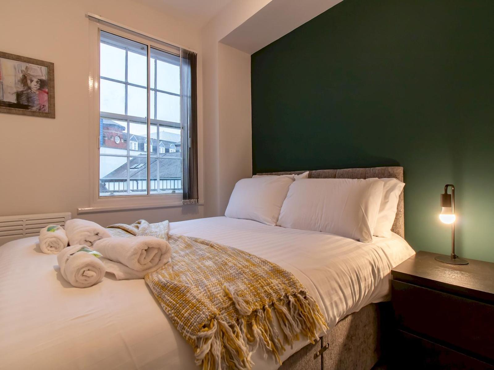 Stylish Maisonette Newcastle Pass The Keys 외부 사진